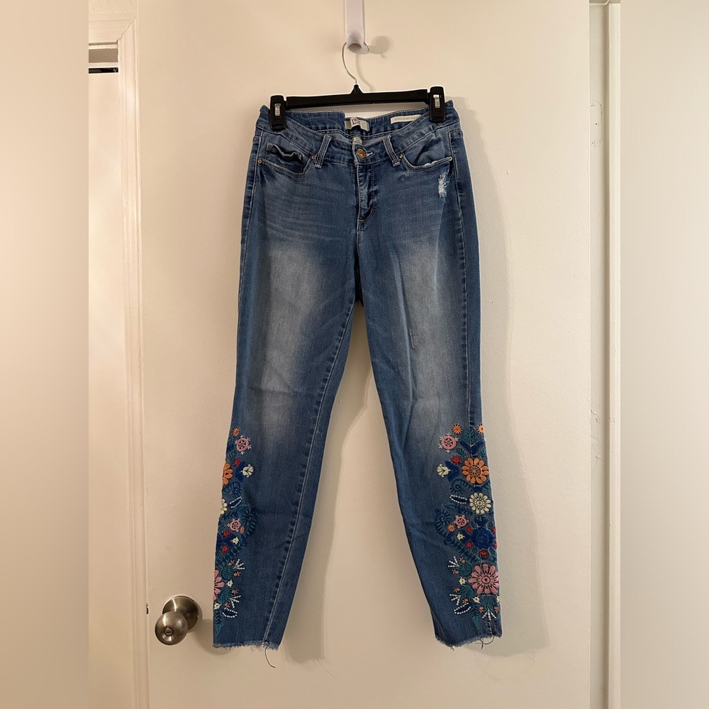 True Craft Boho Skinny Ankle Medium Wash Distressed Jeans